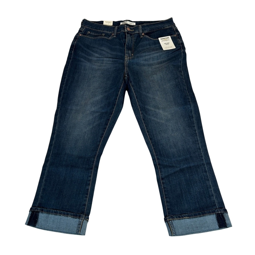 Signature by Levi Strauss Gold Label Womens Mid-Rise Capri Blue Jean Size 10 W30